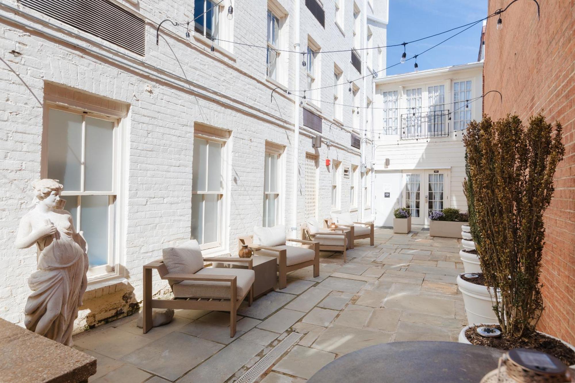 Sonder The Grace Aparthotel Alexandria Exterior photo